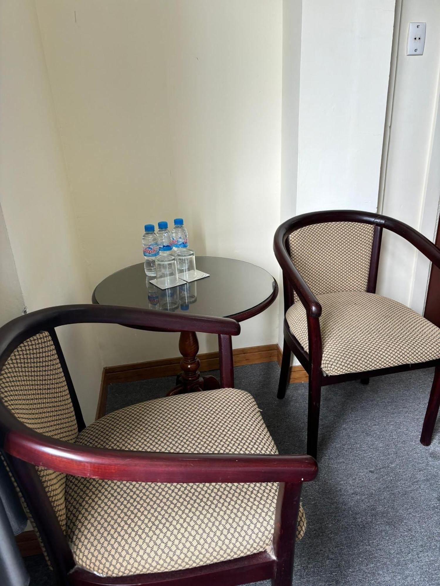 Asia Hotel Кан То Екстериор снимка